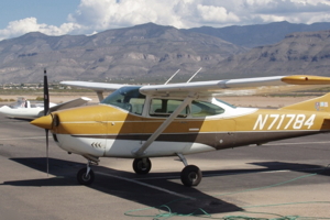 Aircraft #40 - Cessna 182M N71784, first flown 11 May 1986 from Alamogordo, NM with White Sands Soaring Association tow pilot Mark Mallet