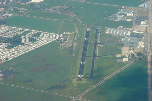 Hemet-Ryan airport, with the glider strip to the left.