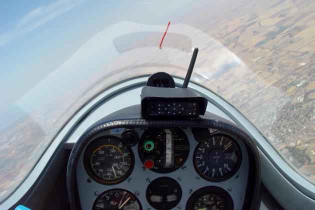 Climbing in Adelaide Soaring Club's G-103 at over 1,000 feet per minute, enroute to 12,800 feet, with FLARM installed.