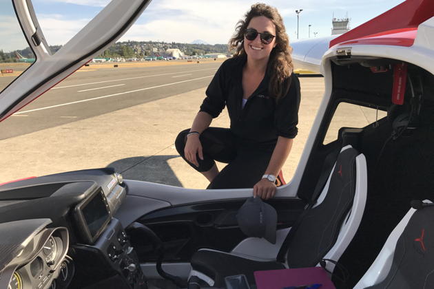 Icon instructor Macaela Wright reviewing cockpit setup on the A5.