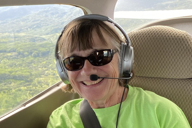 In-flight in Wings Over Kauai's Cessna 172.