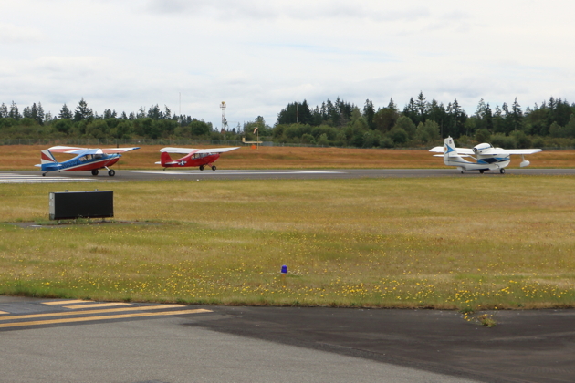 L-Bird Flight lining up for takeoff from runway 20 at Bremerton.