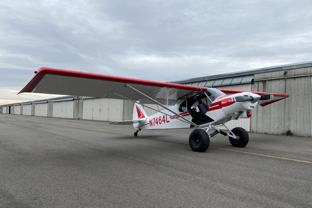 Eric Grant's immaculate Piper Super Cub N7464L, getting ready for some impressive climbs at Renton (KRNT).