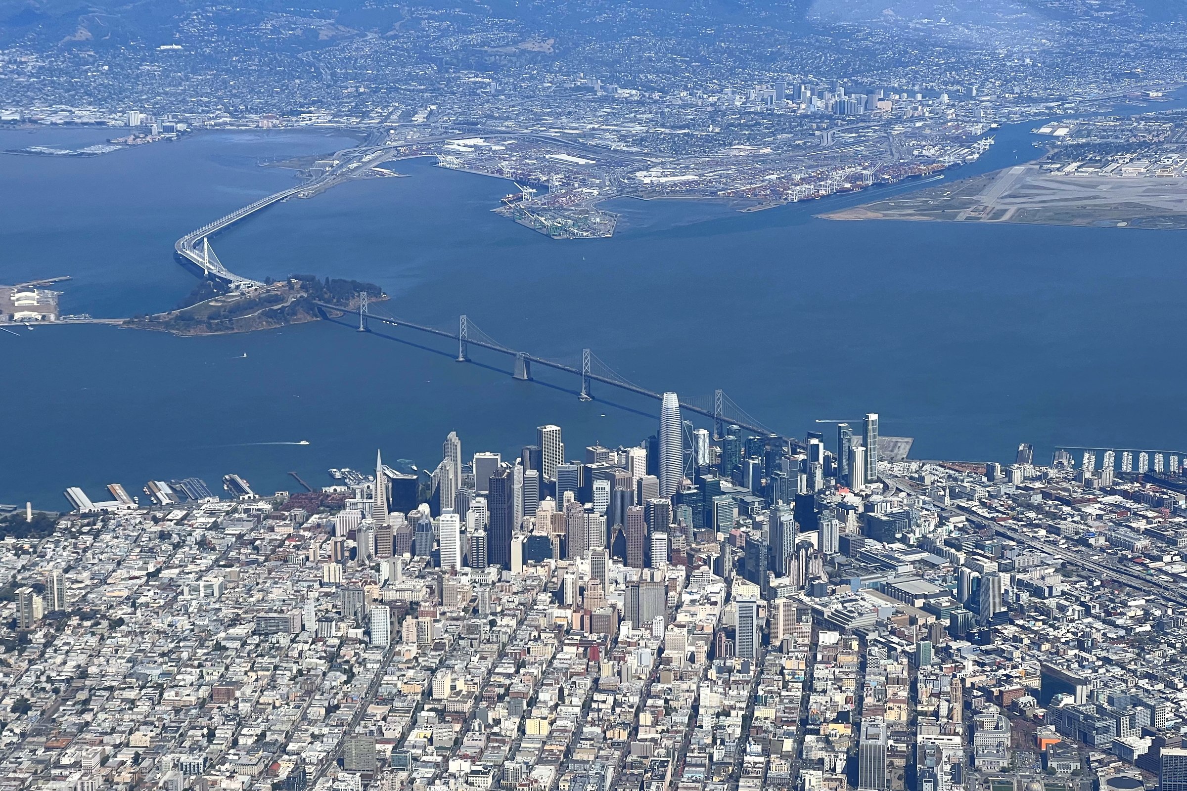 A nice view of downtown San Francisco, the Bay Bridge and Oakland as we descended into Santa Rosa.