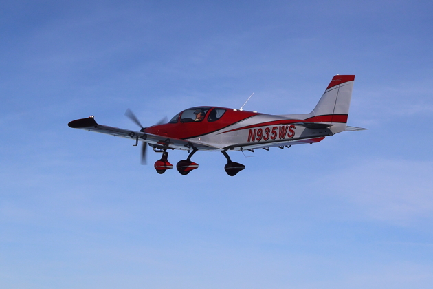 Brian Malcolm's Sling TSi N935WS. Photo by Steve Cameron.